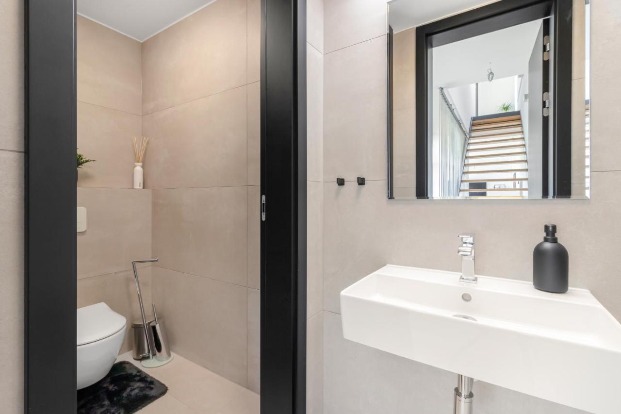 Ferienwohnung Luxury Penthouse Prag Exterior foto