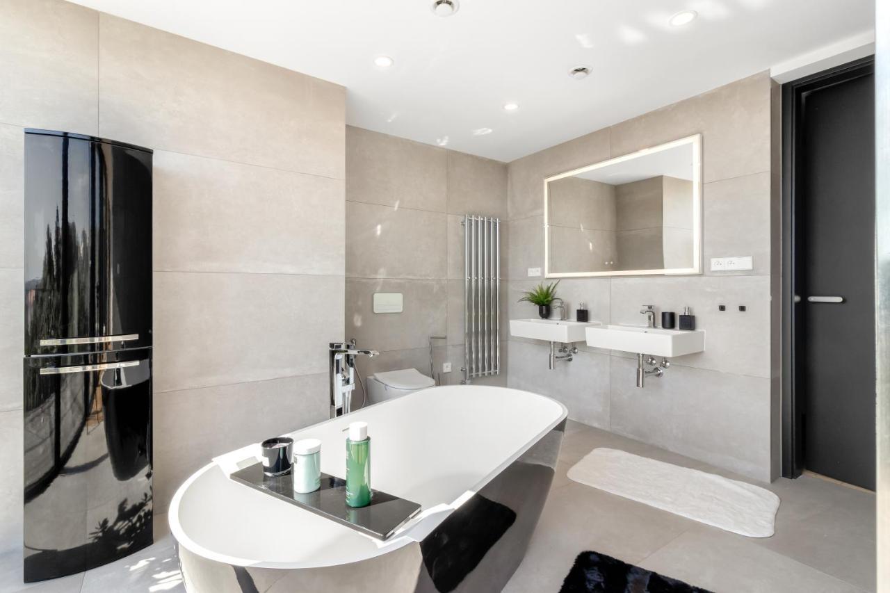 Ferienwohnung Luxury Penthouse Prag Exterior foto